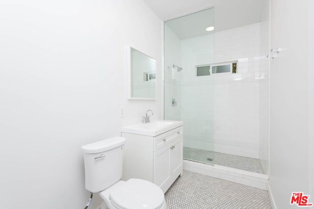 7714 Rosewood Avenue 7724, Los Angeles, CA 90036