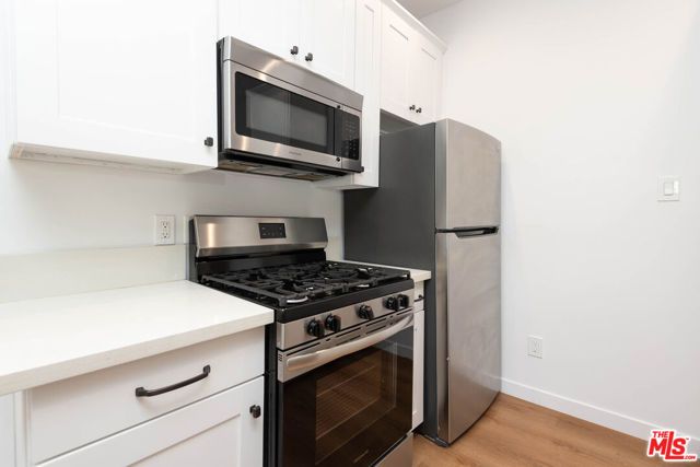 7714 Rosewood Avenue 7724, Los Angeles, CA 90036