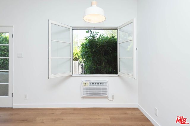 7714 Rosewood Avenue 7724, Los Angeles, CA 90036