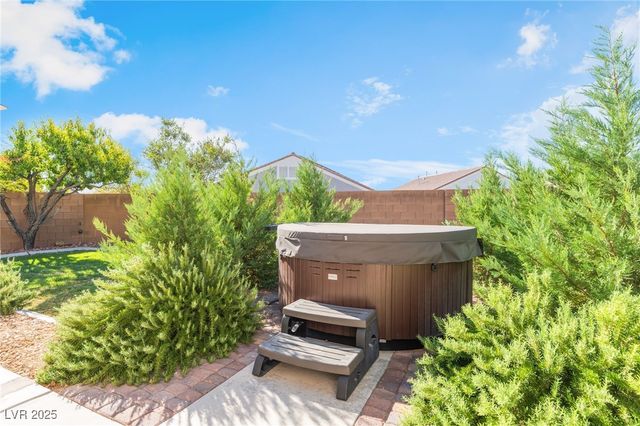 8127 Sweet Dreams Court, Las Vegas, NV 89131