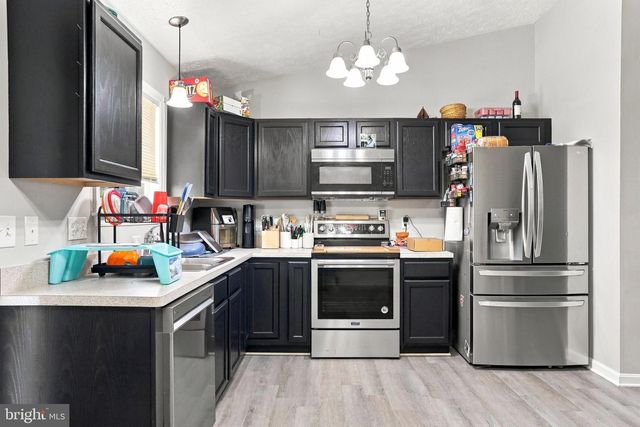 532 STONEWALL ST, Strasburg, VA 22657