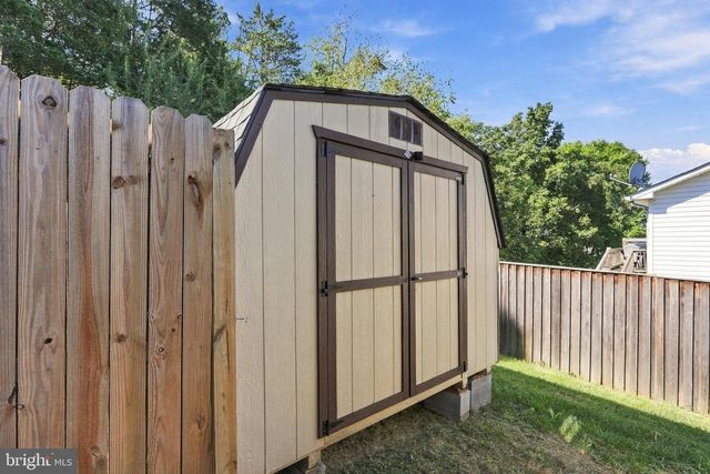 532 STONEWALL ST, Strasburg, VA 22657