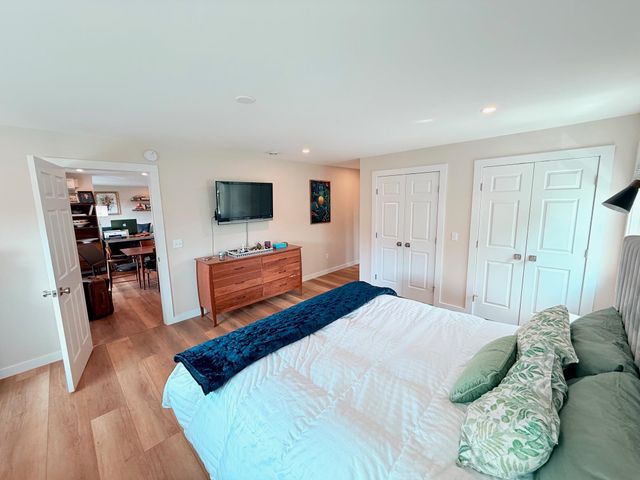 2366 Mountain Rd Apt 3, Stowe, VT 05672