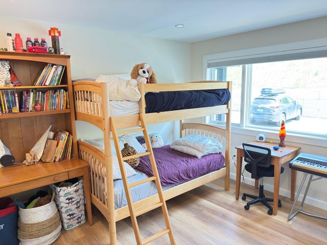 2366 Mountain Rd Apt 3, Stowe, VT 05672