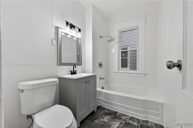 411 Cambridge Avenue, Buffalo, NY 14215