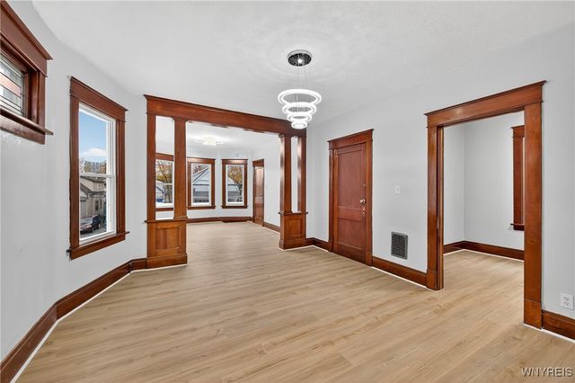 411 Cambridge Avenue, Buffalo, NY 14215