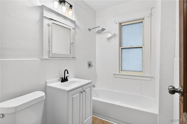 411 Cambridge Avenue, Buffalo, NY 14215