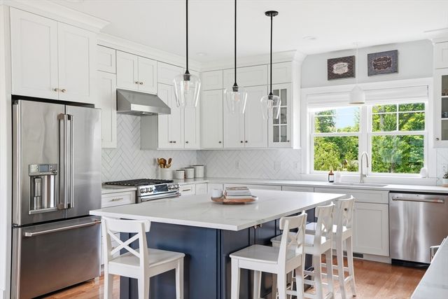 11 Carriage House Way, Scituate, MA 02066