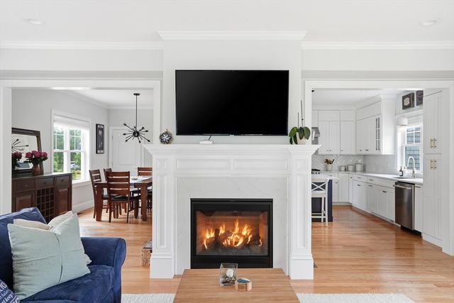 11 Carriage House Way, Scituate, MA 02066