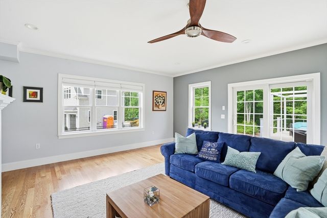 11 Carriage House Way, Scituate, MA 02066