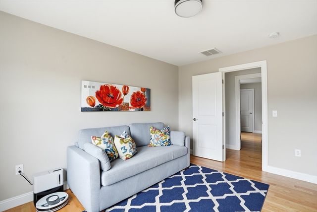11 Carriage House Way, Scituate, MA 02066