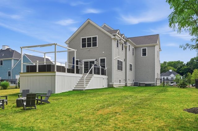 11 Carriage House Way, Scituate, MA 02066
