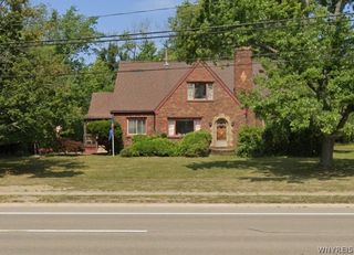 4862 Southwestern Boulevard, Hamburg, NY 14075