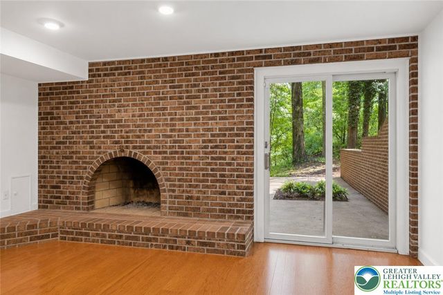 3385 Woodbridge Circle, Bethlehem City, PA 18017