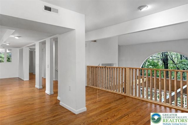 3385 Woodbridge Circle, Bethlehem City, PA 18017