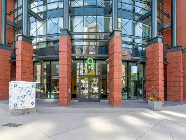 9 West Broadway 206, Boston, MA 02127