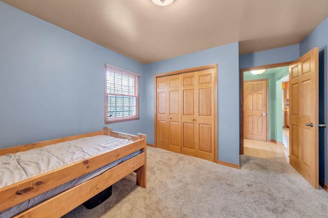 477 Idaho Avenue E, Saint Paul, MN 55130