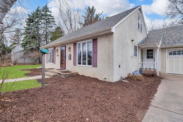 477 Idaho Avenue E, Saint Paul, MN 55130