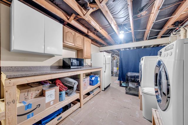 477 Idaho Avenue E, Saint Paul, MN 55130