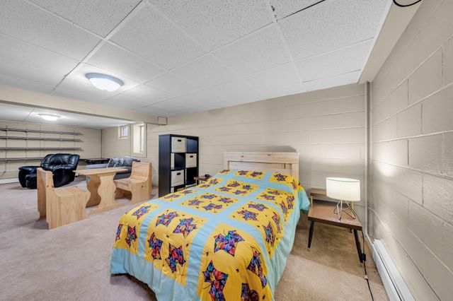 477 Idaho Avenue E, Saint Paul, MN 55130