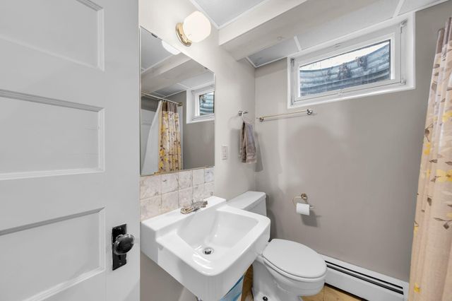 477 Idaho Avenue E, Saint Paul, MN 55130