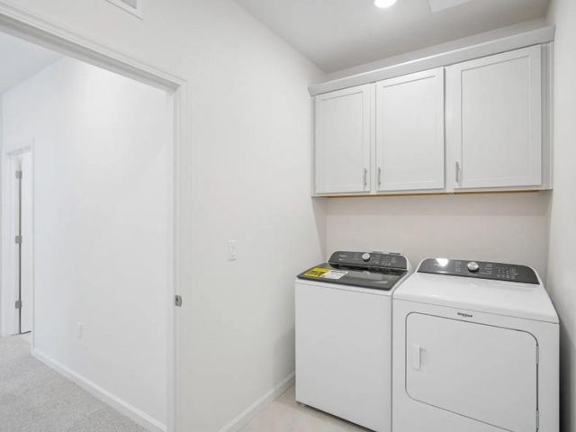 2447 Golden Bear St, Manteca, CA 95337