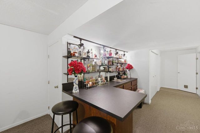 26 Twin Lakes Drive, Fairfield, OH 45014