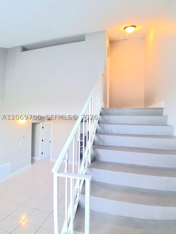 2770 W 60th Pl 201, Hialeah, FL 33016