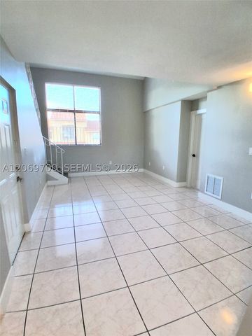 2770 W 60th Pl 201, Hialeah, FL 33016