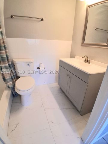 2770 W 60th Pl 201, Hialeah, FL 33016