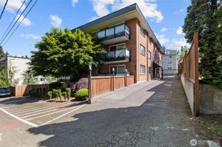 845 NE 125th Street #404, Seattle, WA 98125