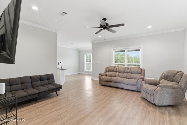 33 Sky View Drive, Purvis, MS 39475