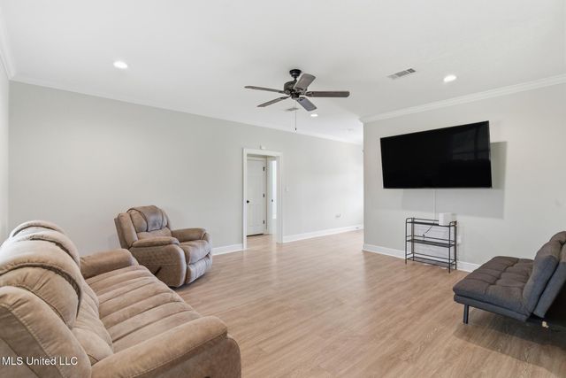 33 Sky View Drive, Purvis, MS 39475