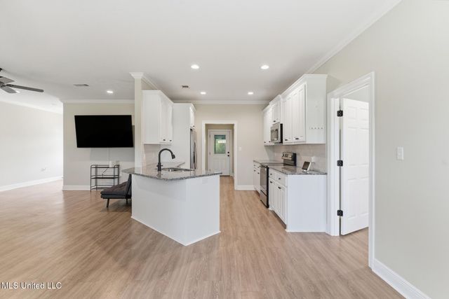 33 Sky View Drive, Purvis, MS 39475