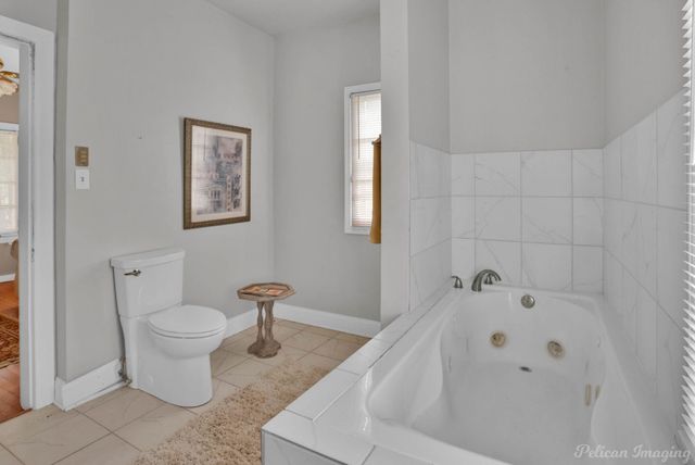 2320 Fairfield Avenue, Shreveport, LA 71104