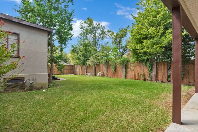 2320 Fairfield Avenue, Shreveport, LA 71104