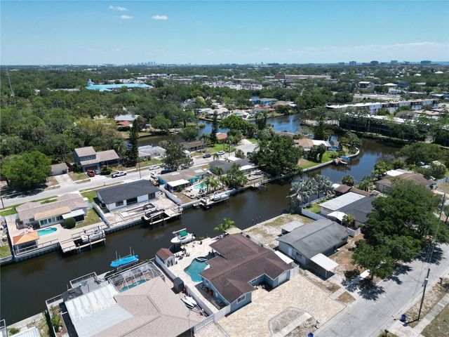 5812 LIVERPOOL DRIVE, Tampa, FL 33615