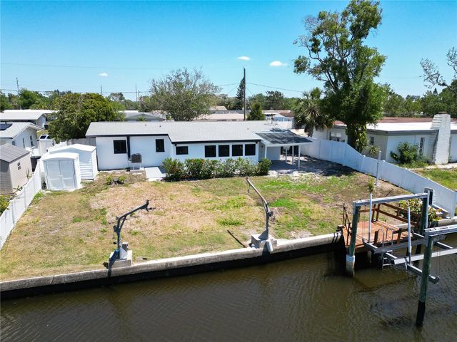 5812 LIVERPOOL DRIVE, Tampa, FL 33615