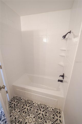 5812 LIVERPOOL DRIVE, Tampa, FL 33615