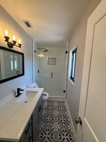 5812 LIVERPOOL DRIVE, Tampa, FL 33615