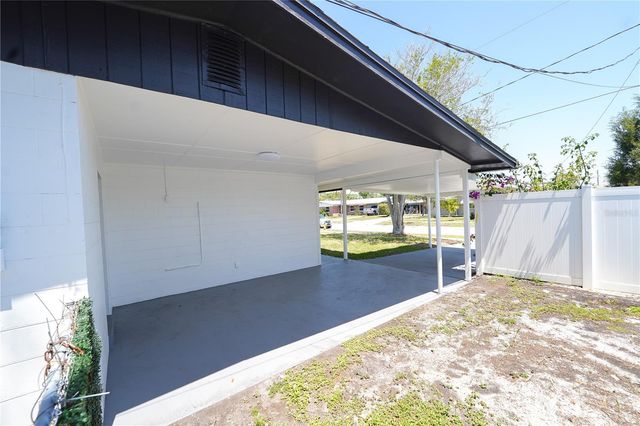5812 LIVERPOOL DRIVE, Tampa, FL 33615