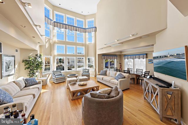 15 W RYERSON LN, Long Beach Township, NJ 08008