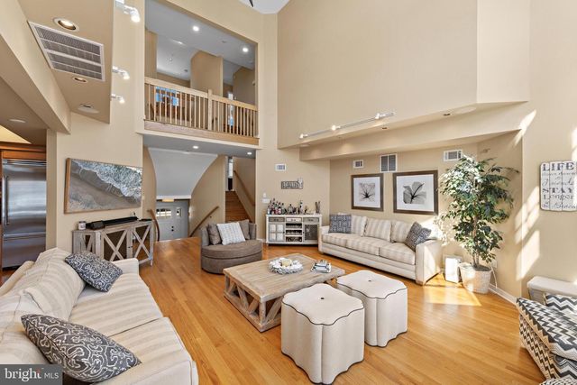 15 W RYERSON LN, Long Beach Township, NJ 08008