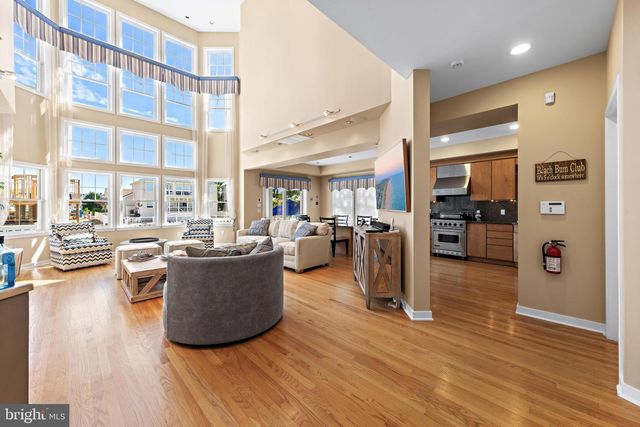 15 W RYERSON LN, Long Beach Township, NJ 08008