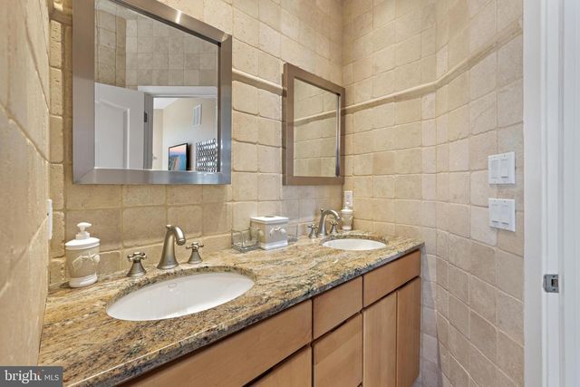 15 W RYERSON LN, Long Beach Township, NJ 08008