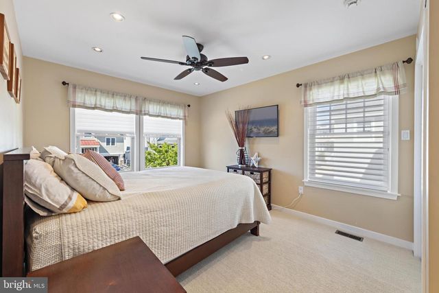 15 W RYERSON LN, Long Beach Township, NJ 08008