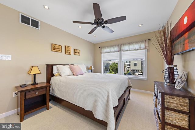 15 W RYERSON LN, Long Beach Township, NJ 08008