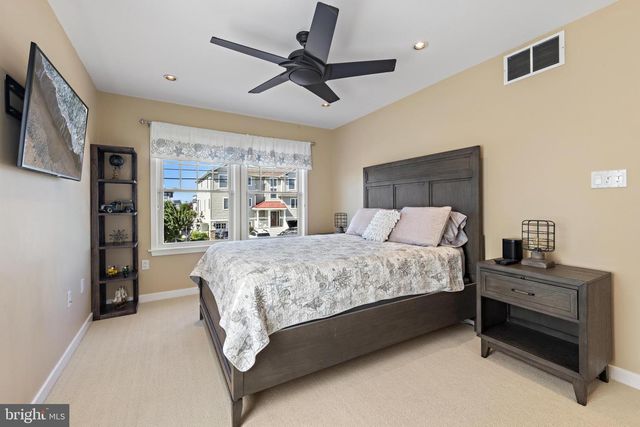15 W RYERSON LN, Long Beach Township, NJ 08008
