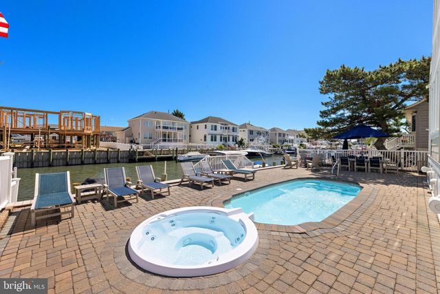 15 W RYERSON LN, Long Beach Township, NJ 08008