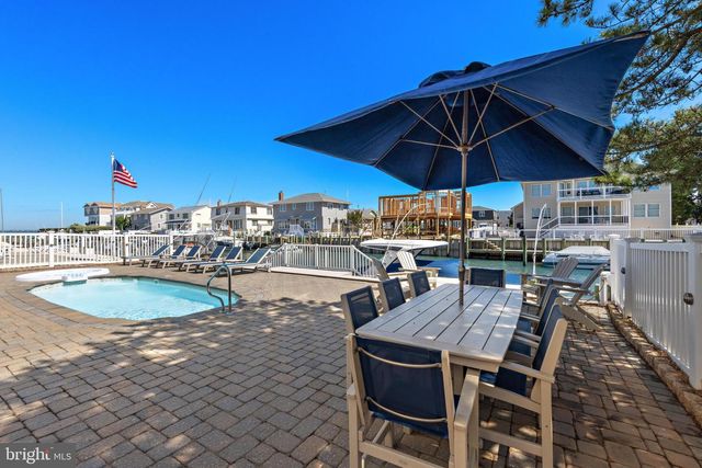 15 W RYERSON LN, Long Beach Township, NJ 08008